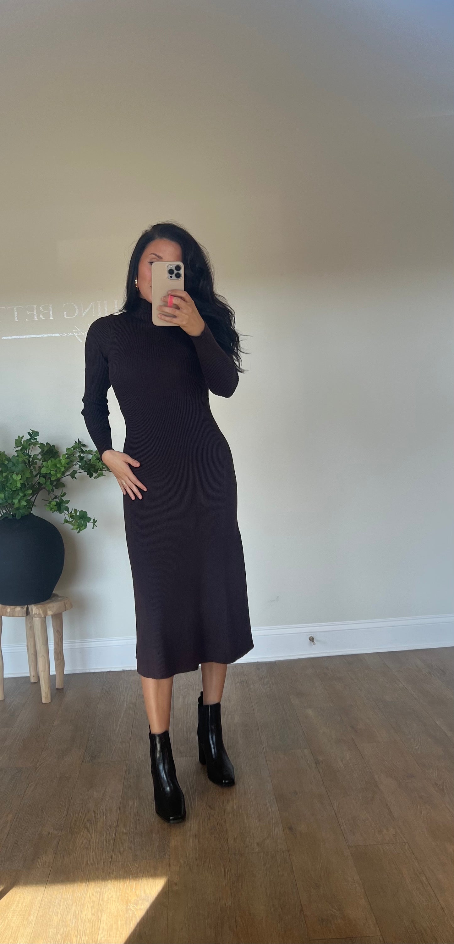 Form + Flare Midi