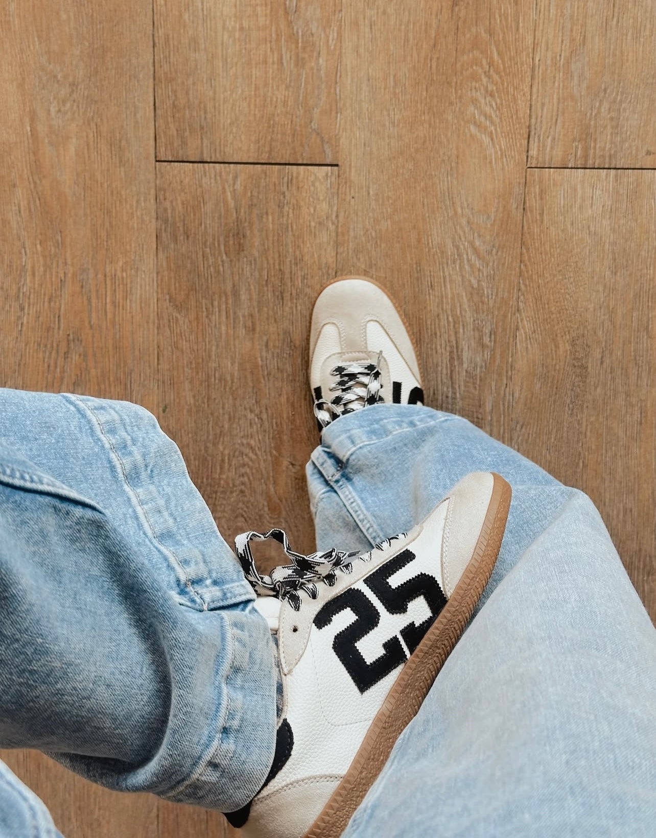 Shu Shop Retro 25 Edition Sneaker