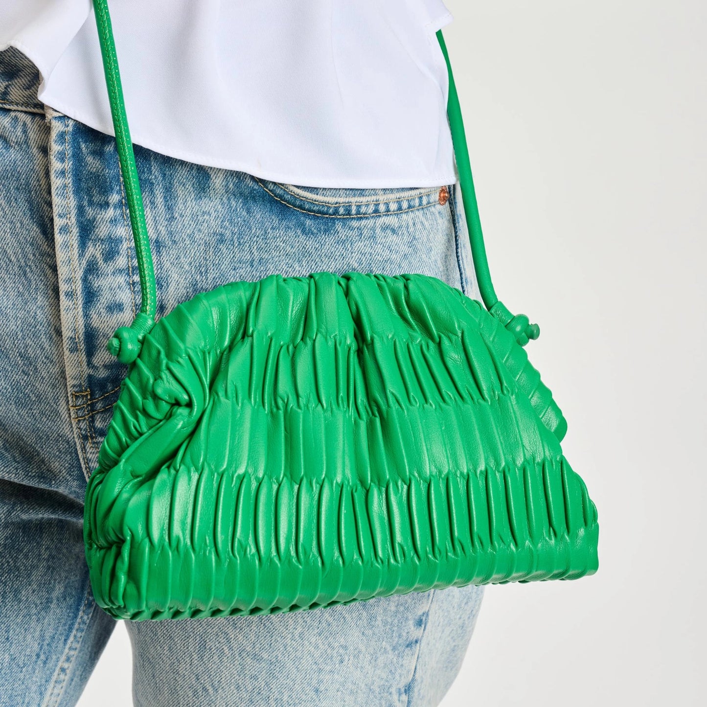 Divaire Kelly Green