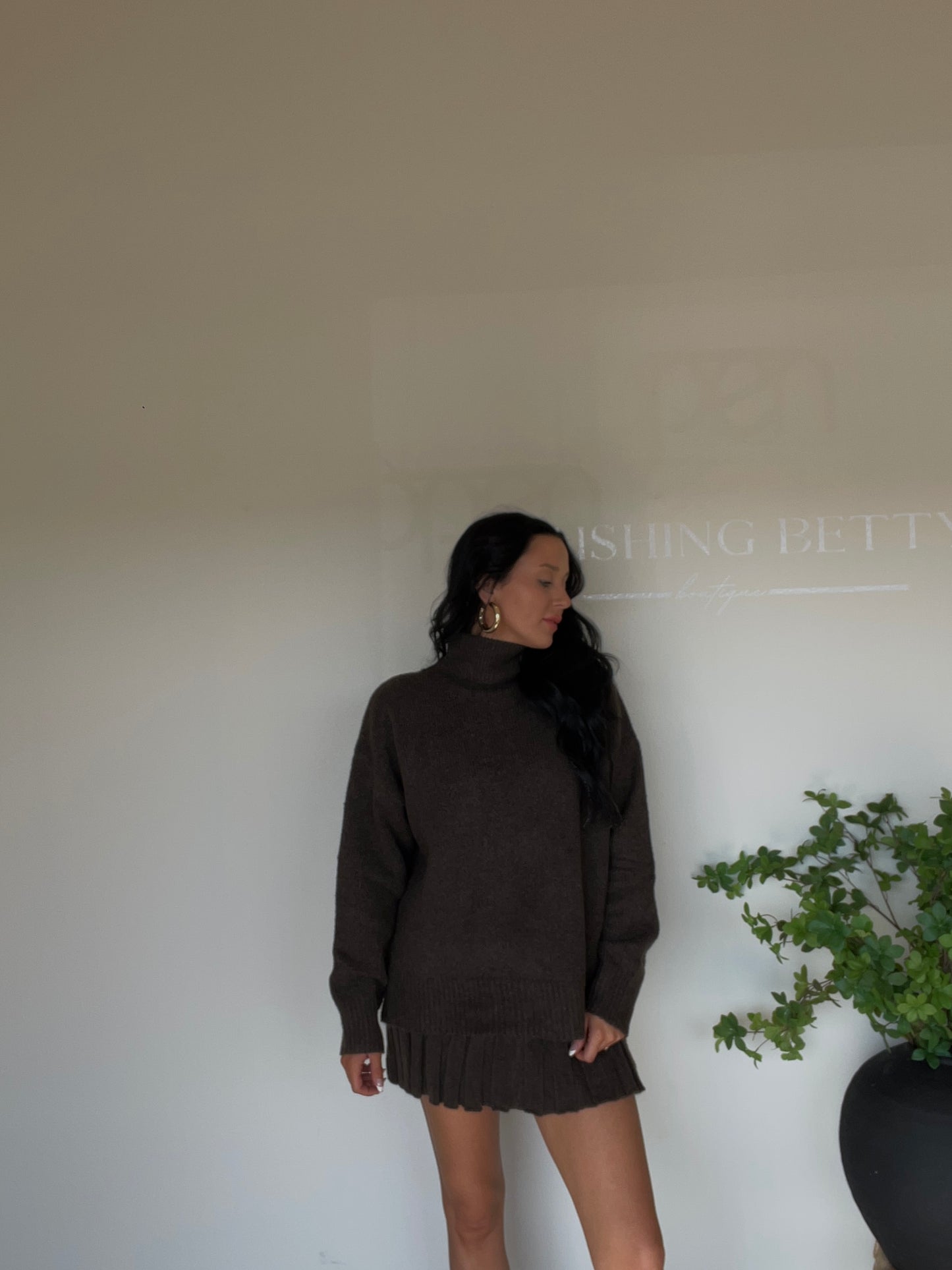 Turtleneck pullover mini skirt set