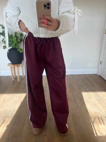 Merlot Motion Pants