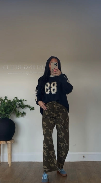 89 Sweater