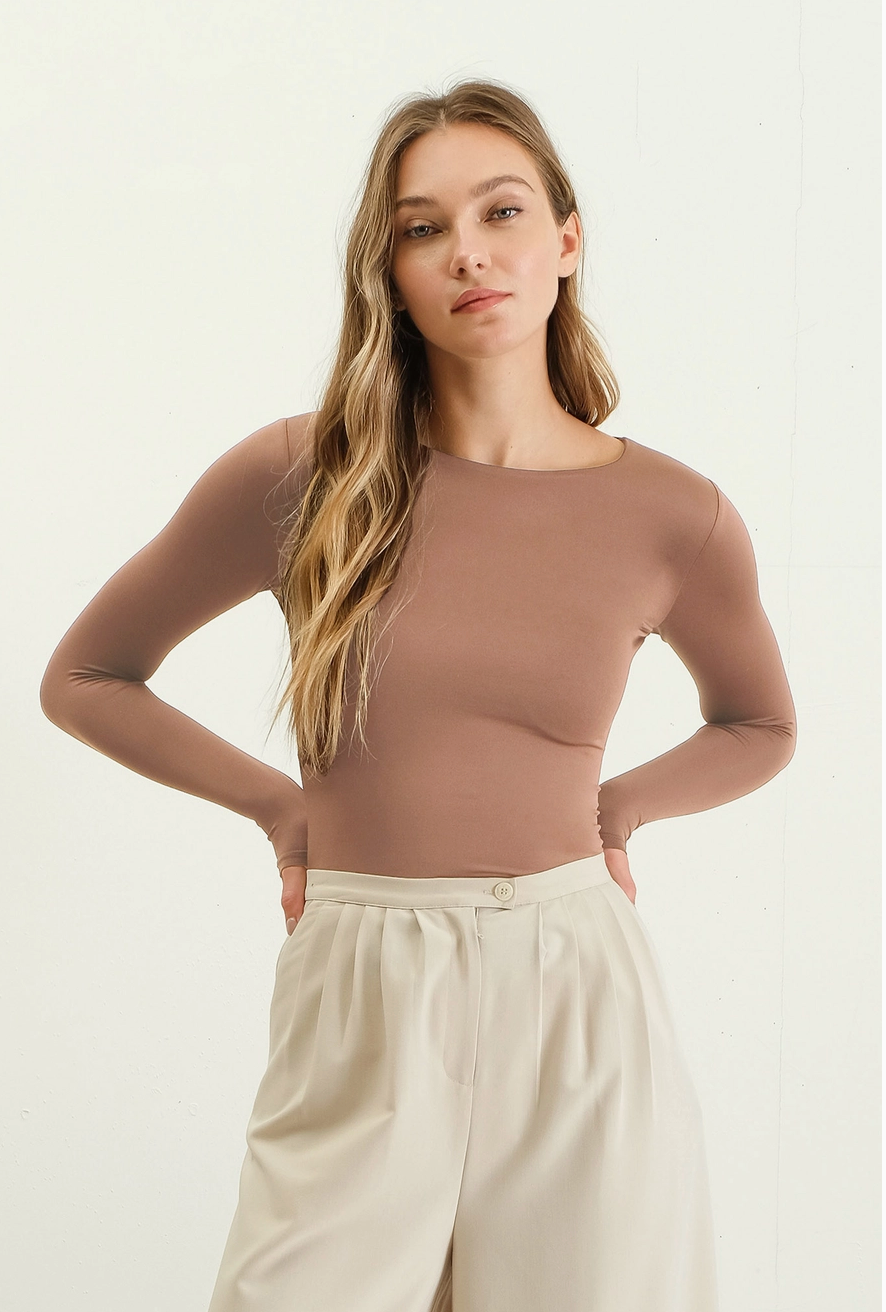 Betty's Not So Basic Longsleeve Top