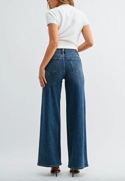 The Everyday High Rise Dark Denim