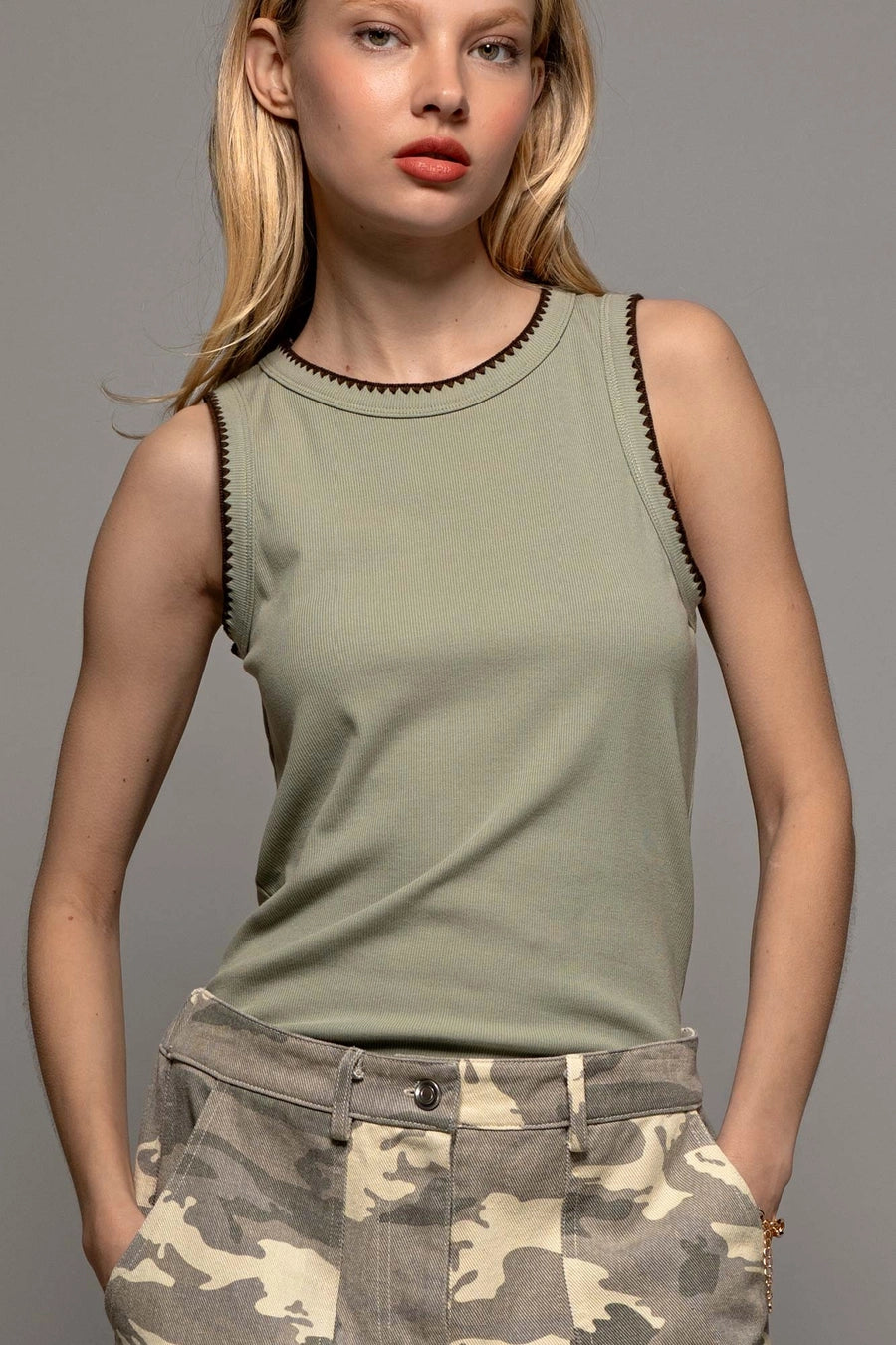 The Linea Tank